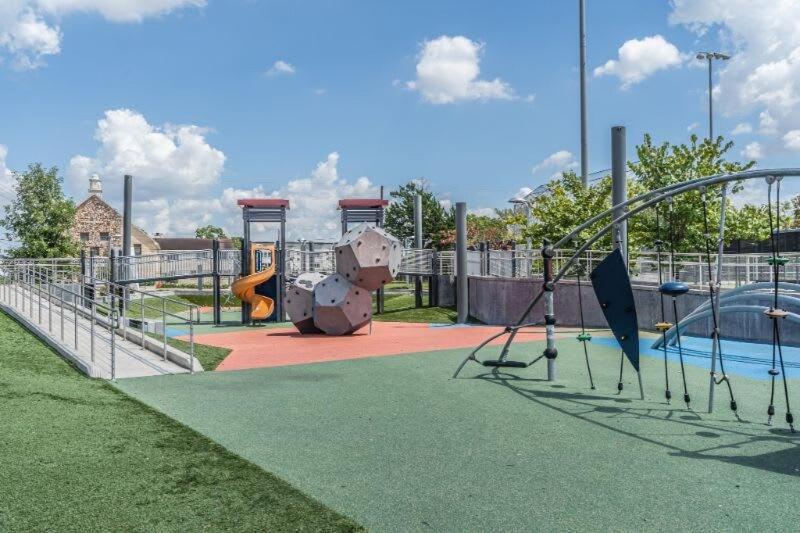 Htx Dtown Apt I Sleeps 7 Wi-Fi Parking Free Gym ヒューストン エクステリア 写真